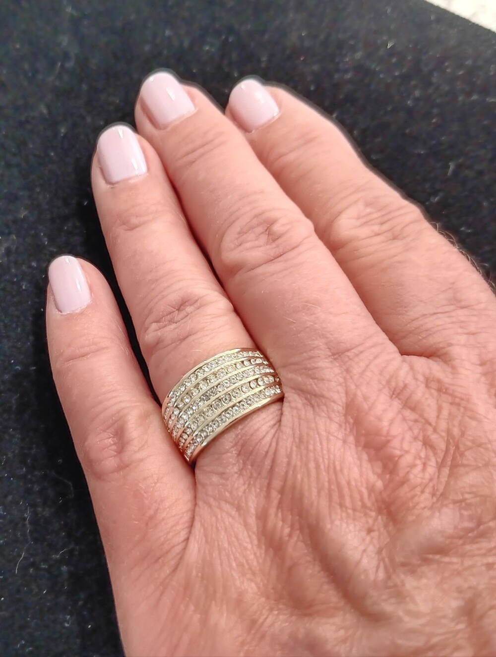 Gorgeous Women's 5 Row Simulated Diamond Ring Size 8